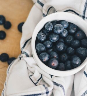 blueberries in bowl