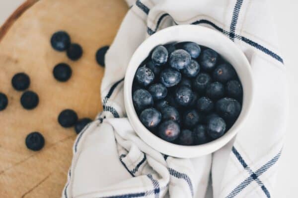 blueberries in bowl